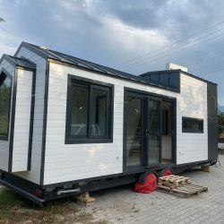 beton kiremit, baca, duvar dibi, yalitim bandi, cati penceresi, kuru mahya sistemi, aluminyum, baski citasi, nefes alan su yalitimi, buhar dengeleyici, nem bariyeri, buhar kesici, vadi dere, baca sapkasi, kuru mahya sistemi, mahya bandi, asik tasima, mahya, kenet, kenet cati, kenet çatı, cati, çatı, bursa, beton kiremit, kiremit, tamir, tadilat, degisim, insaat, inşaat, muteahhit, mimar, ev, villa, tiny house, sandvich panel, sandviç panel, shingle, şıngıl, membran, harpusta, trapez, sac, cati cikis kapagi, cati penceresi, havalandirma bacasi, pvc, prusa cati, prusa cati sistemleri, vadi dere, mail dere, cati aksesuarlari, kiremit cati, prusa çatı, ahap konstruksiyon, ahsap cati, celik konstruksiyon, celik cati, kenet cati, kenet sistem, kenet kaplama