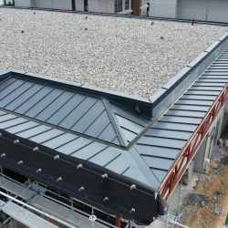 beton kiremit, baca, duvar dibi, yalitim bandi, cati penceresi, kuru mahya sistemi, aluminyum, baski citasi, nefes alan su yalitimi, buhar dengeleyici, nem bariyeri, buhar kesici, vadi dere, baca sapkasi, kuru mahya sistemi, mahya bandi, asik tasima, mahya, kenet, kenet cati, kenet çatı, cati, çatı, bursa, beton kiremit, kiremit, tamir, tadilat, degisim, insaat, inşaat, muteahhit, mimar, ev, villa, tiny house, sandvich panel, sandviç panel, shingle, şıngıl, membran, harpusta, trapez, sac, cati cikis kapagi, cati penceresi, havalandirma bacasi, pvc, prusa cati, prusa cati sistemleri, vadi dere, mail dere, cati aksesuarlari, kiremit cati, prusa çatı, ahap konstruksiyon, ahsap cati, celik konstruksiyon, celik cati, kenet cati, kenet sistem, kenet kaplama